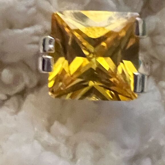 🌻 Beautiful topaz cocktail ring 🌻 - Picture 2 of 6